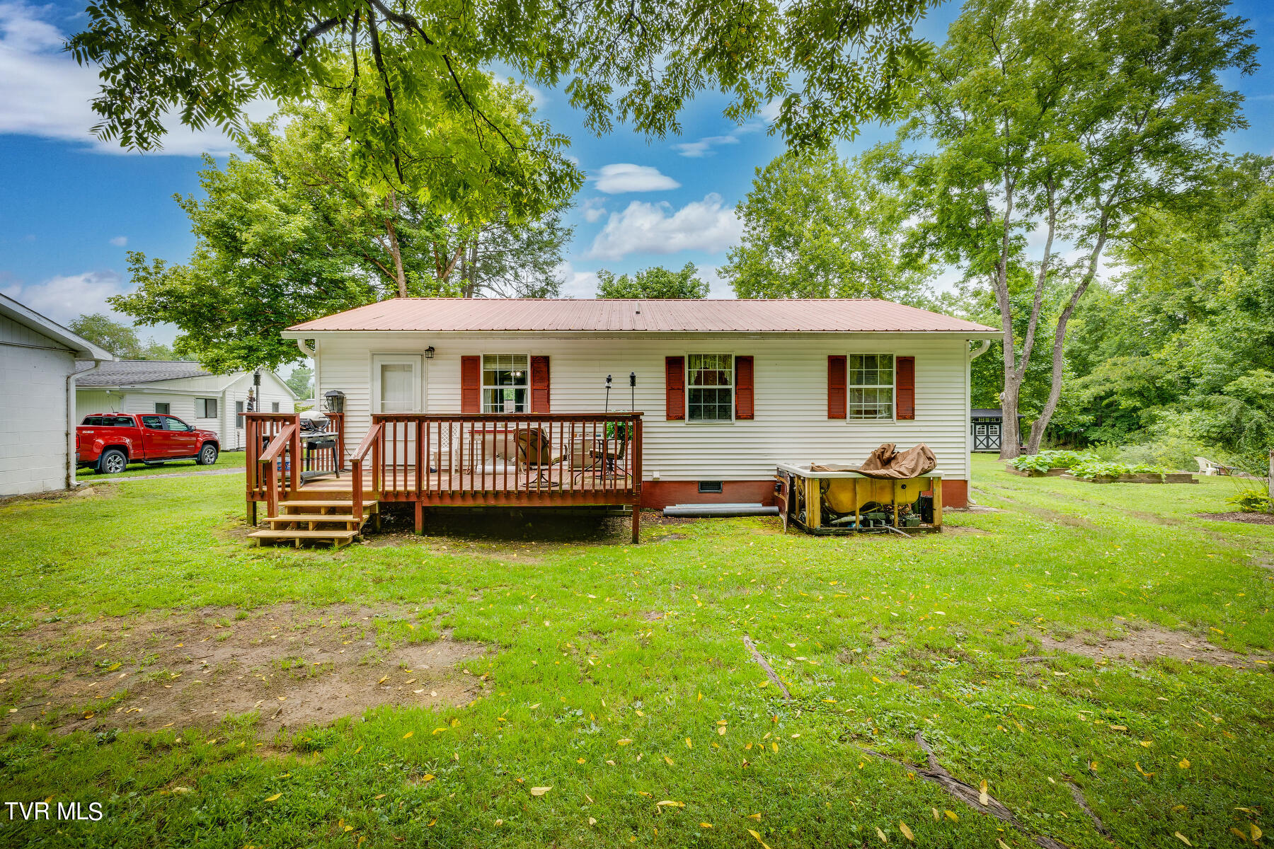 175 Witcher Lane Erwin, TN 37650 - Photo 28 of 41 Back Deck