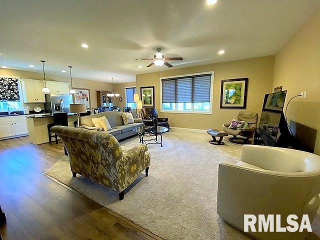 2109 Brookstone Drive Springfield, IL 62711 - Photo 5 of 33 Gallery Image 5