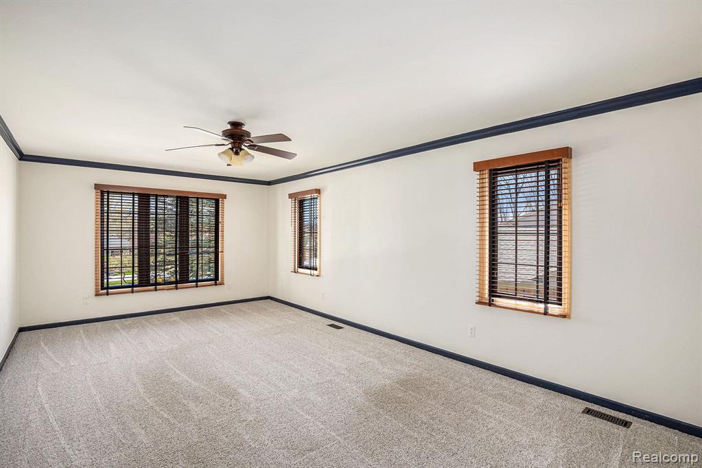 3331 Salem Court Rochester Hills, MI 48306 - Photo 24 of 40