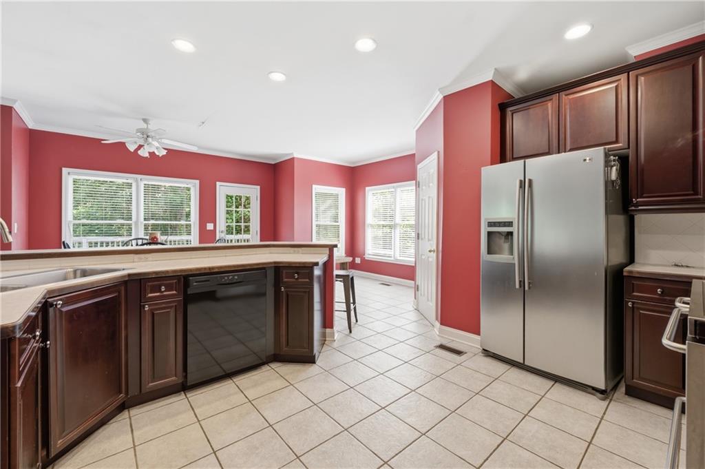 4395 Signal Ridge Court Buford, GA 30518 - Photo 9 of 40