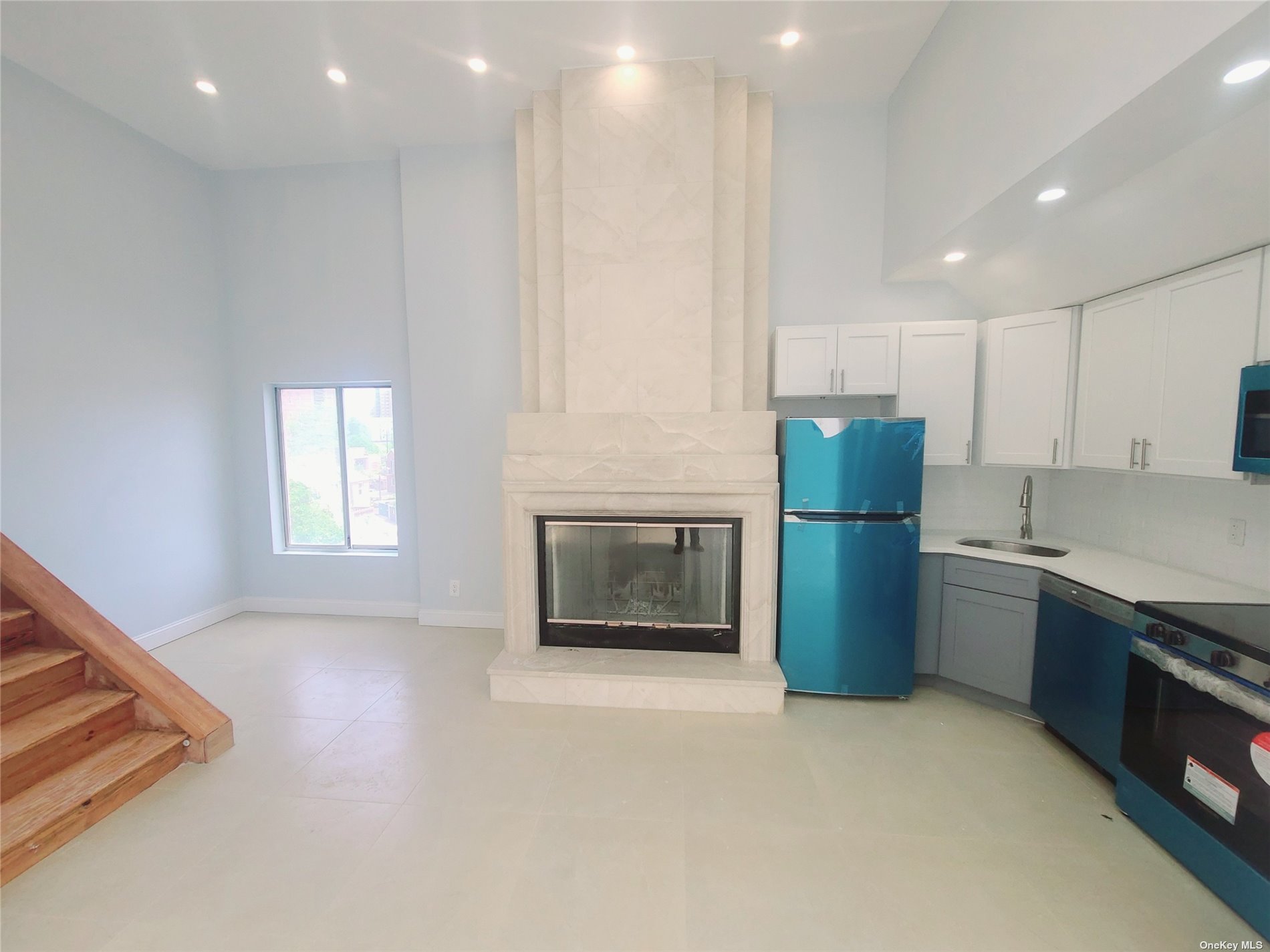 67-39 Clyde Street Queens, NY 11375 - Photo 3 of 20