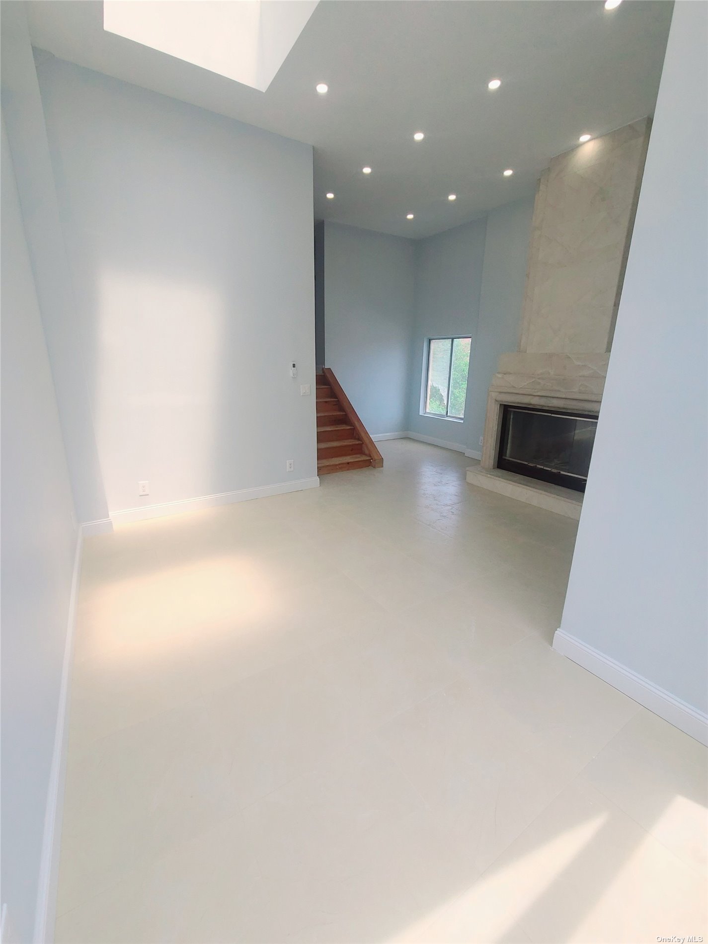 67-39 Clyde Street Queens, NY 11375 - Photo 5 of 20