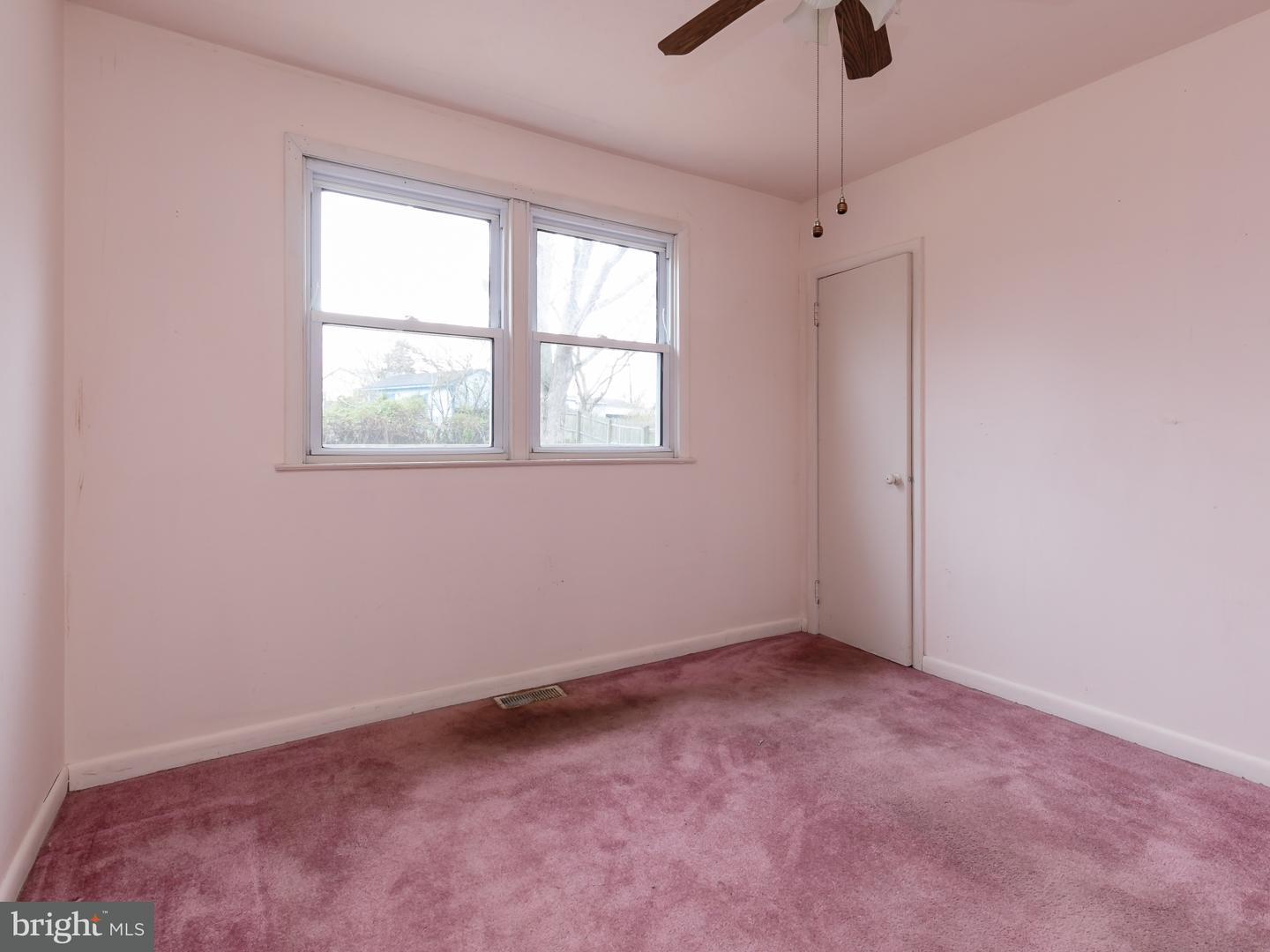 607 Tait Road Somerdale, NJ 08083 - Photo 8 of 12 Gallery Image 8