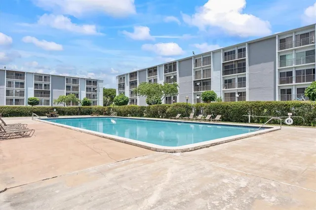 $189,900 | 8610 Sherman Circle North, Unit 103, Miramar, FL 33025
