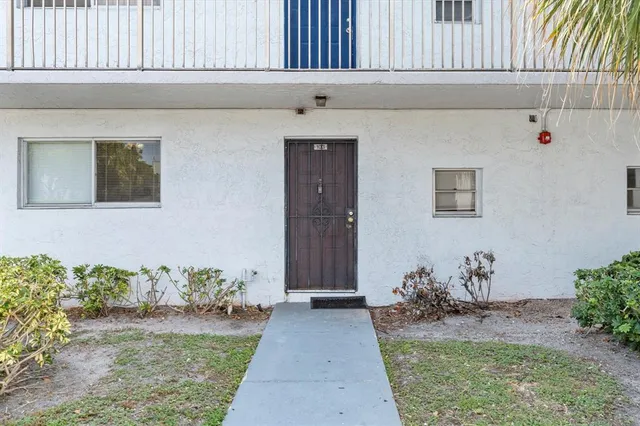 $189,900 | 8610 Sherman Circle North, Unit 103, Miramar, FL 33025