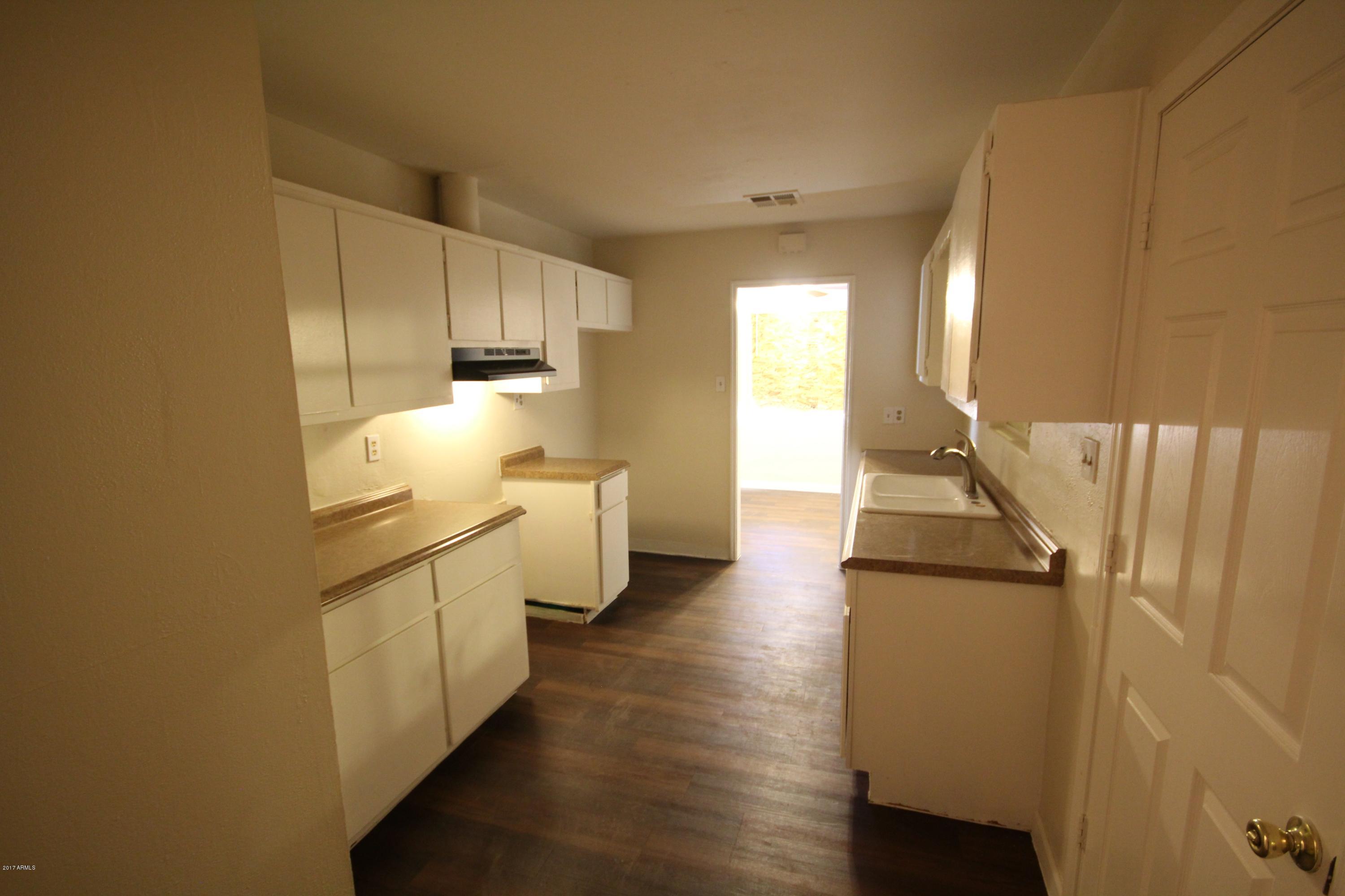 3236 West Roma Avenue Phoenix, AZ 85017 - Photo 3 of 10 IMG_3326