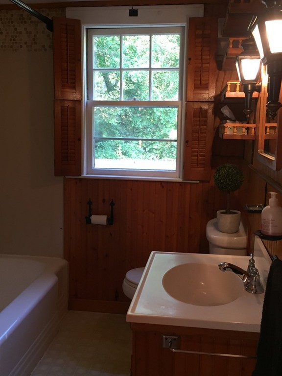 21 Maple Street Hudson, MA 01749 - Photo 12 of 23 Gallery Image 12