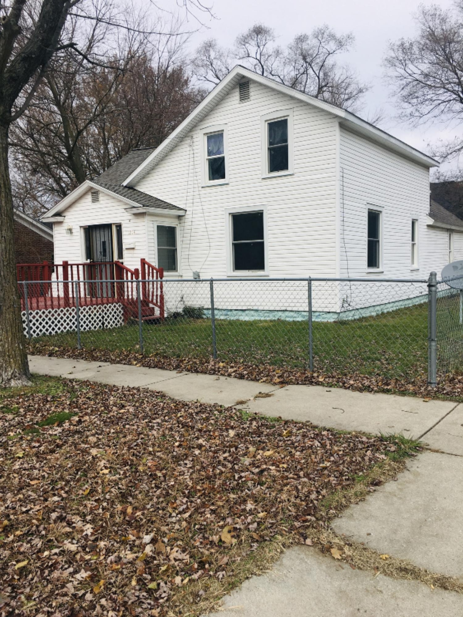 1214 Spring Street Muskegon, MI 49442 - Photo 2 of 21 IMG_6028