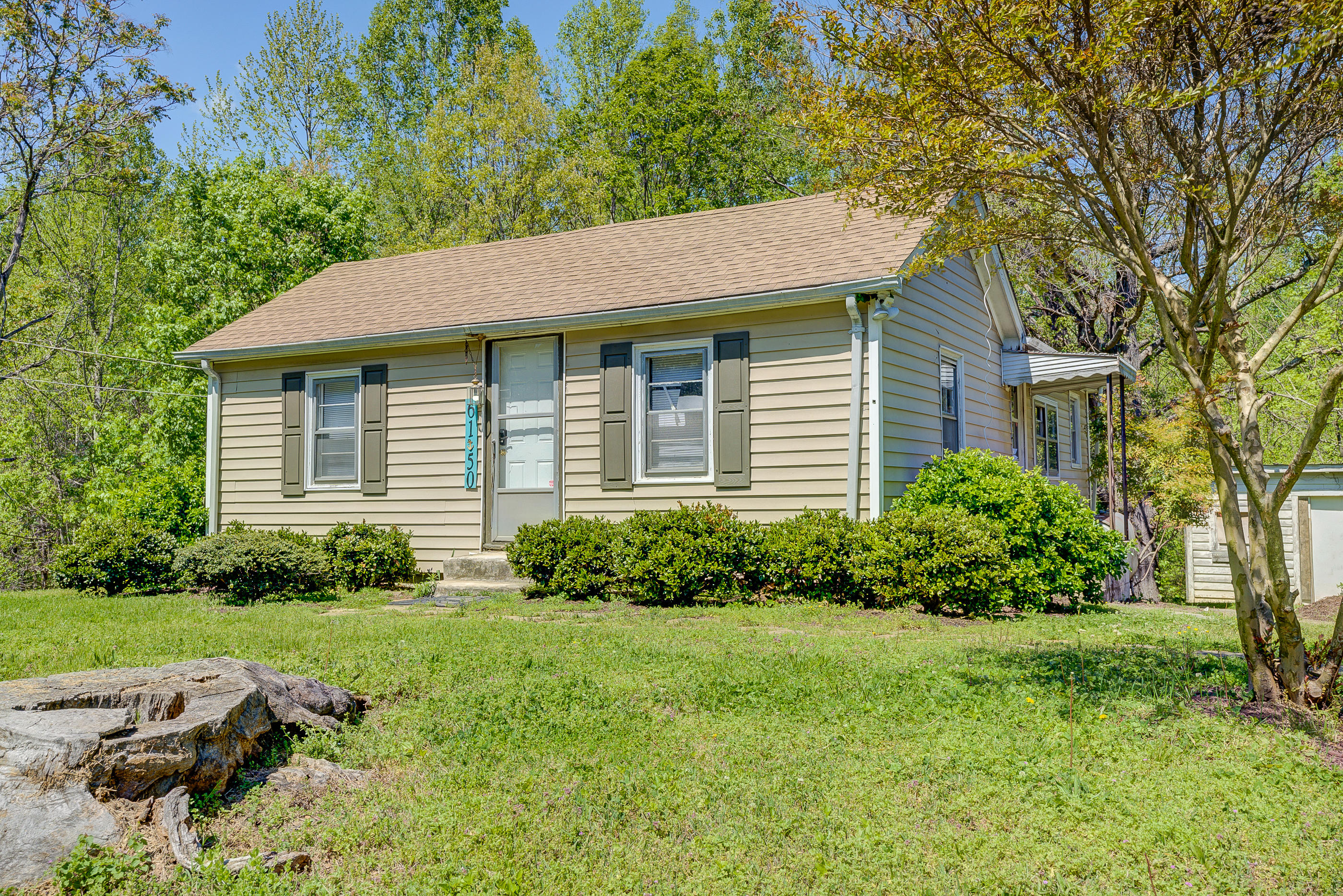 6150 Hardy Road Hardy, VA 24101 - Photo 14 of 17 a view of a house with garden