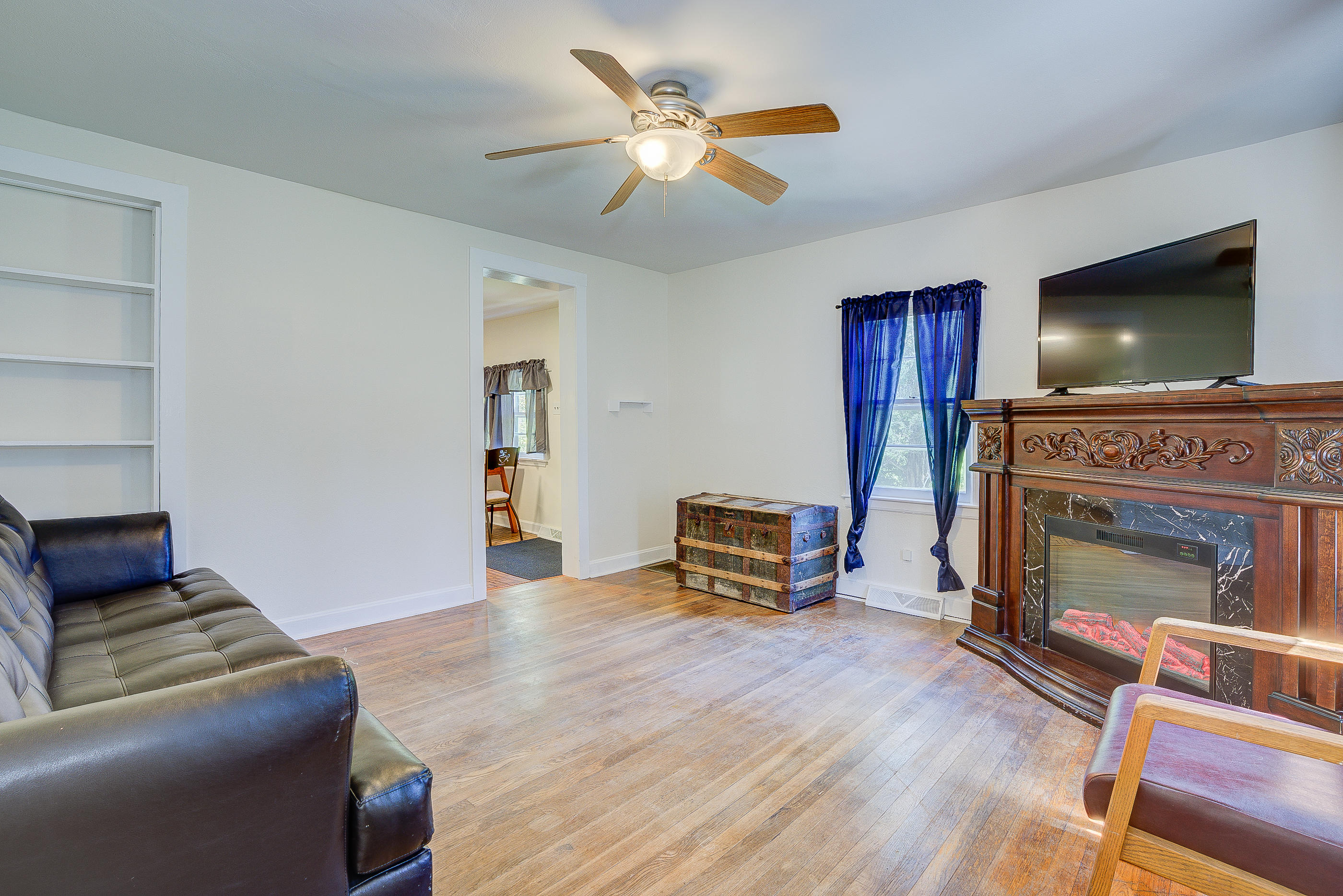 6150 Hardy Road Hardy, VA 24101 - Photo 4 of 17 a living room with furniture and a fireplace