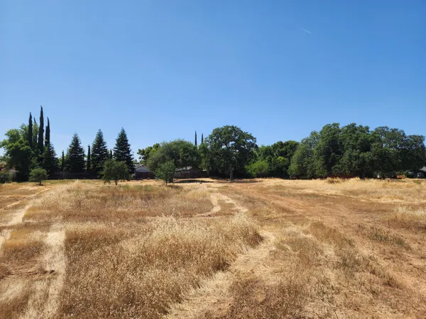 $650,000 | 245 Walton Avenue, Red Bluff, CA 96080