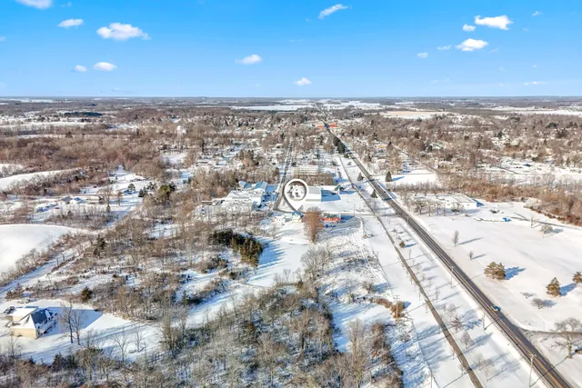 $239,900 | 437 Mckenzie Street, Hudson, MI 49247