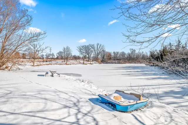 $239,900 | 437 Mckenzie Street, Hudson, MI 49247