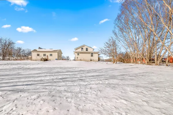 $229,900 | 437 Mckenzie Street, Hudson, MI 49247