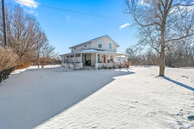 $239,900 | 437 Mckenzie Street, Hudson, MI 49247