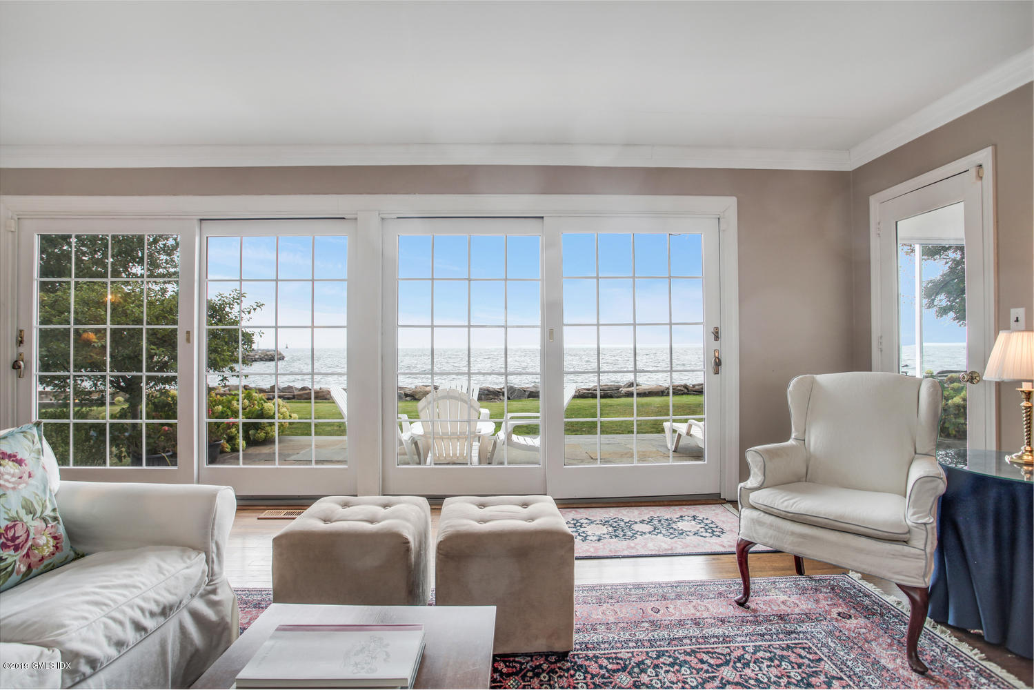 202 Shore Road Old Greenwich, CT 06870 - Photo 7 of 31 202 Shore Rd Old Greenwich CT-large-022-