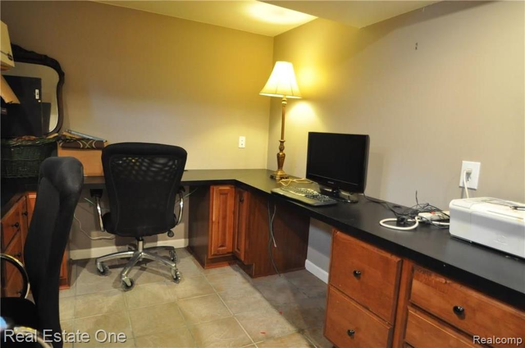 1166 Arms Court Rochester Hills, MI 48307 - Photo 25 of 30
