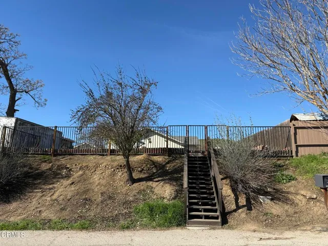 $565,000 | 1445 L Street, San Miguel, CA 93451