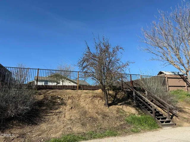 $565,000 | 1445 L Street, San Miguel, CA 93451