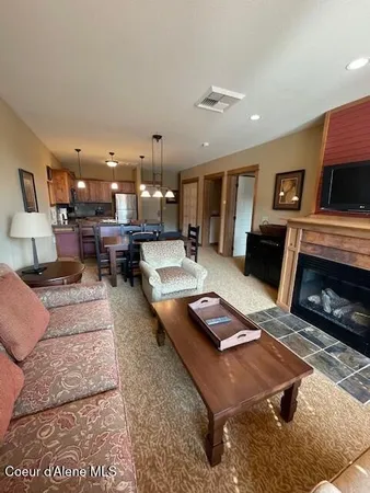 $275,500 | 110 Morning Star Drive, Unit 244, Kellogg, ID 83837