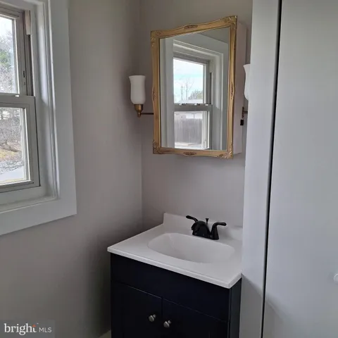 $2,000 | 108 Middleboro Road, Wilmington, DE 19804