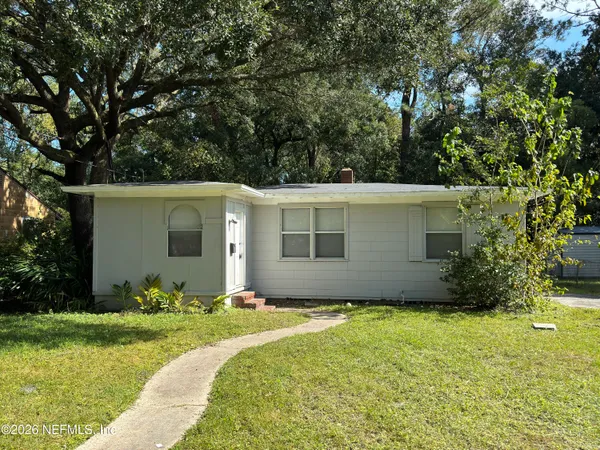 $1,095 | 5035 Campenella Drive, Jacksonville, FL 32209