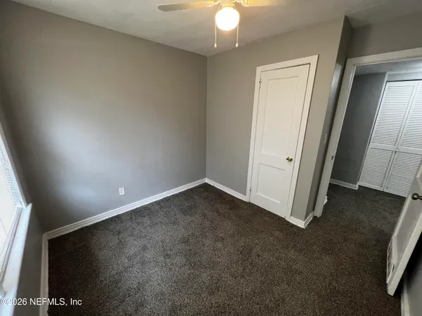 $1,095 | 5035 Campenella Drive, Jacksonville, FL 32209