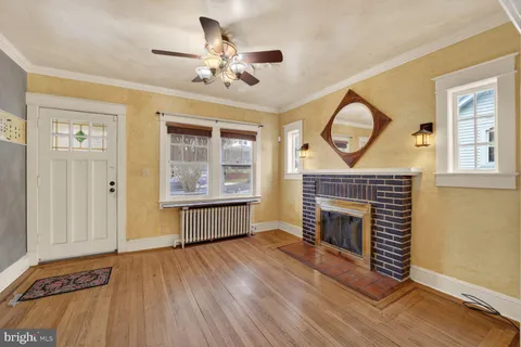 $500,000 | 736 Easley Street, Silver Spring, MD 20910