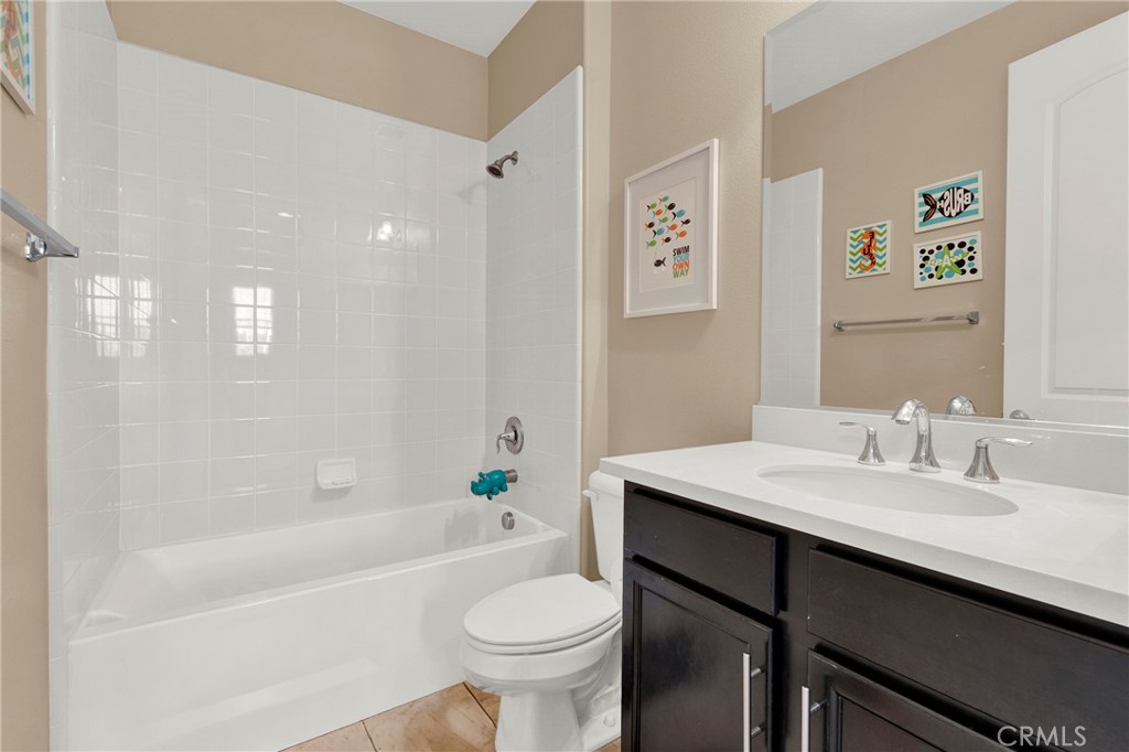 2 Sevilla Rancho Santa Margarita, CA 92688 - Photo 23 of 32 a bathroom with a sink a toilet and bathtub