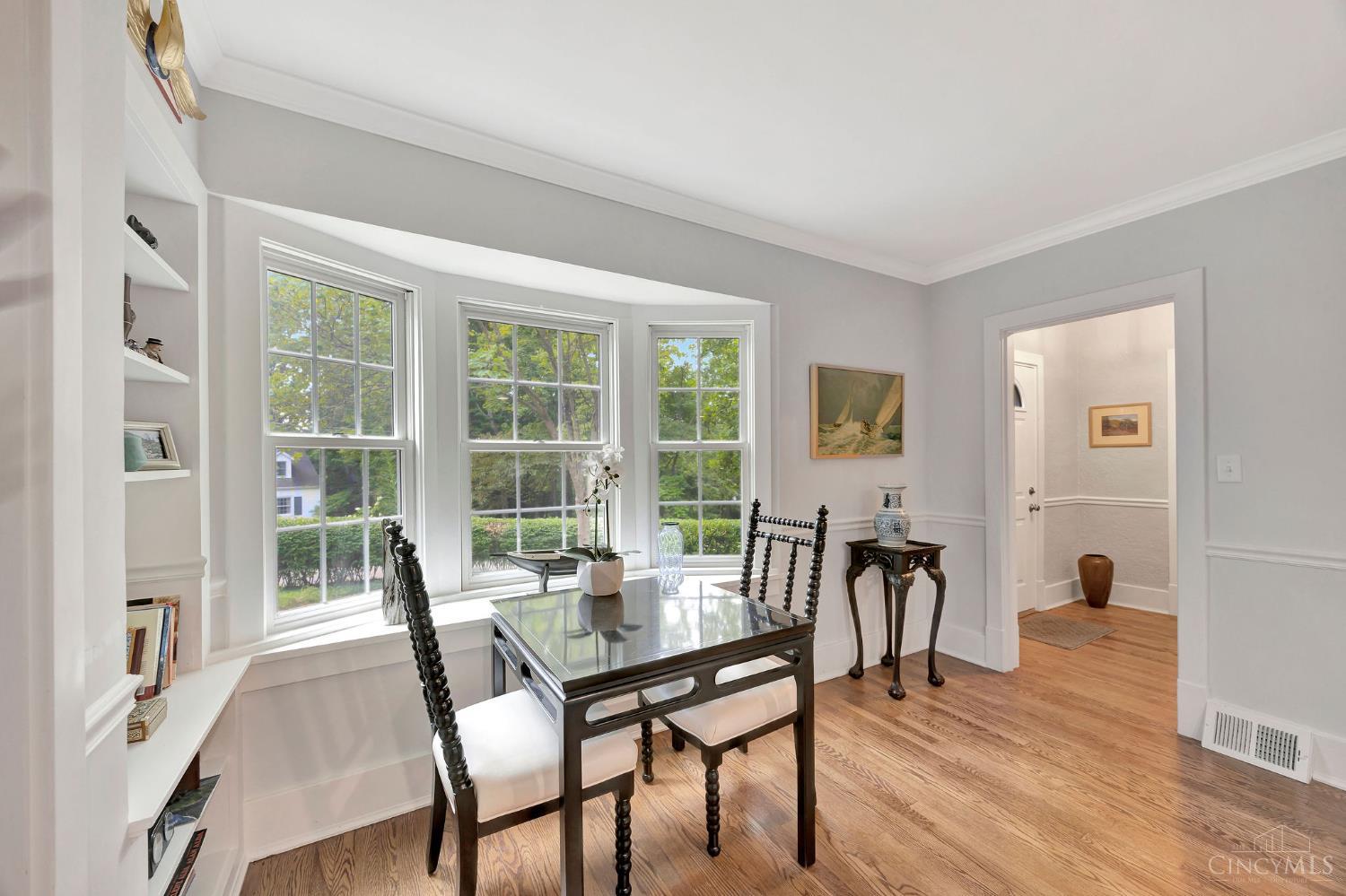 5115 Bonham Road Oxford, OH 45056 - Photo 3 of 24 Breakfast Nook that looks out toward Woodland Terrace Drive and the other charming properties on the private drive.