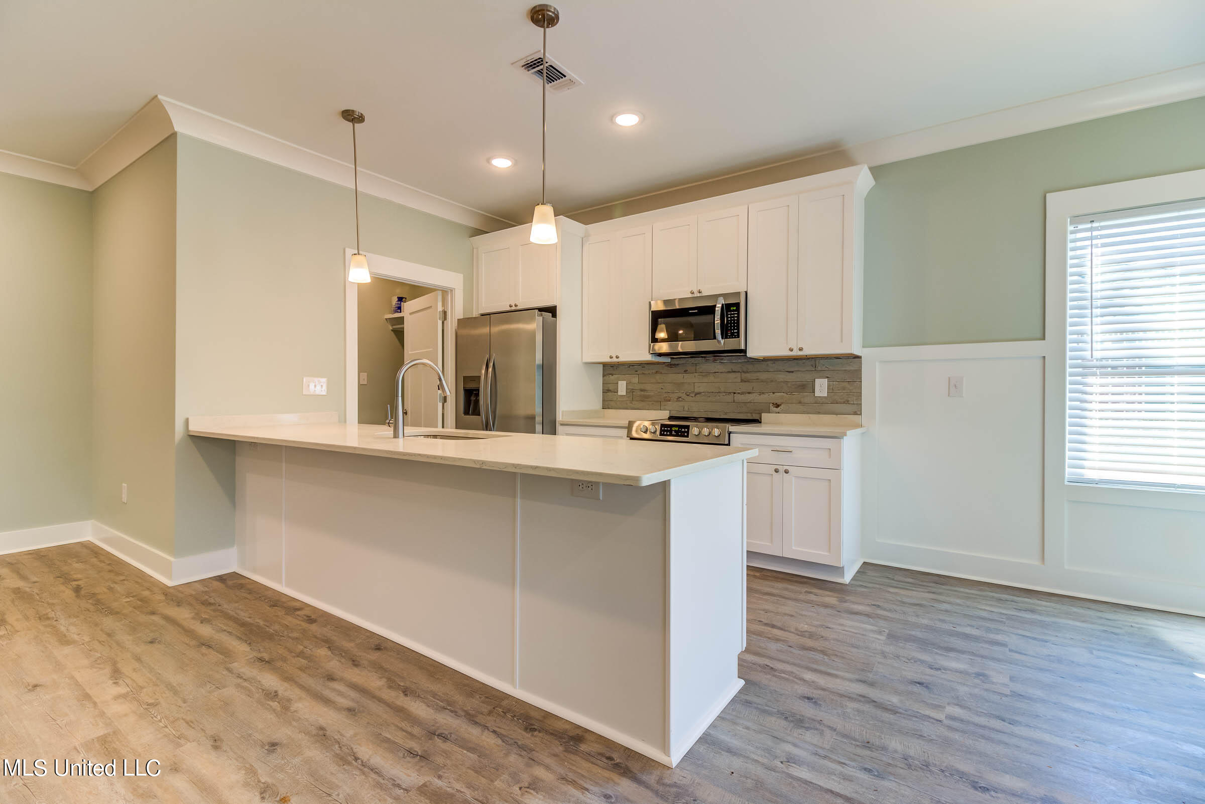 14055 Marie Road Gulfport, MS 39503 - Photo 11 of 47 14055 Marie Rd (14)
