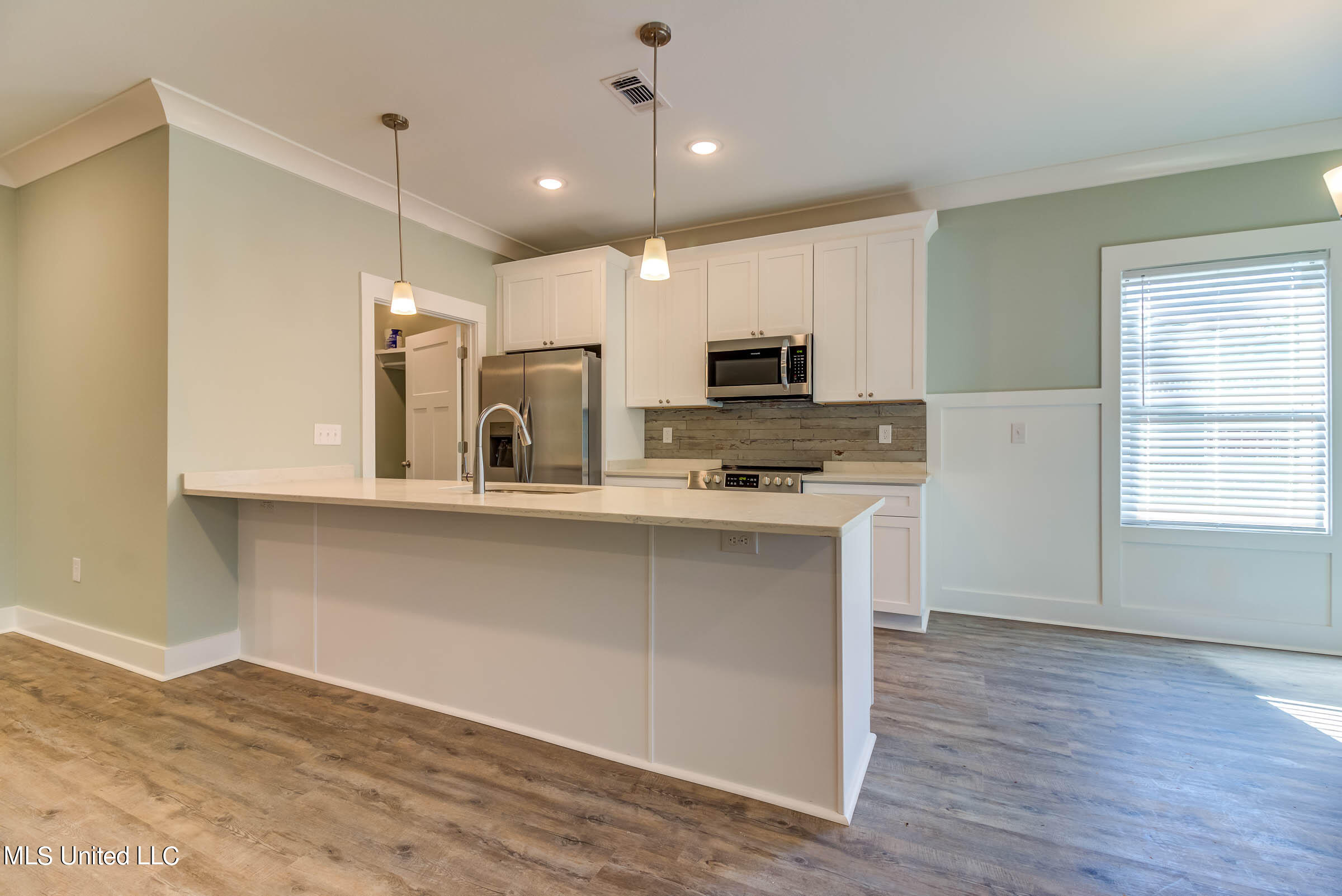 14055 Marie Road Gulfport, MS 39503 - Photo 12 of 47 14055 Marie Rd (15)