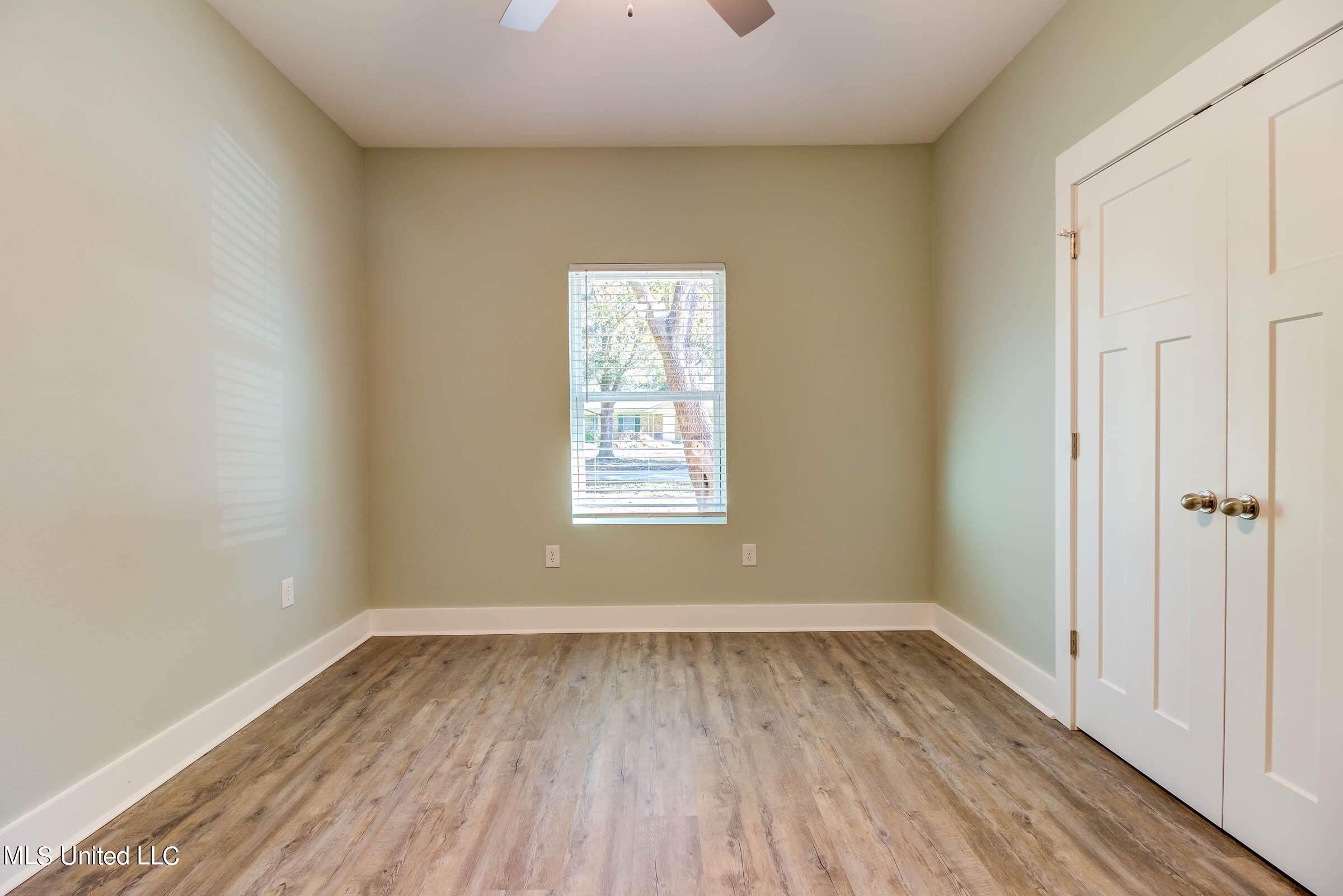 14055 Marie Road Gulfport, MS 39503 - Photo 20 of 47 14055 Marie Rd (24)