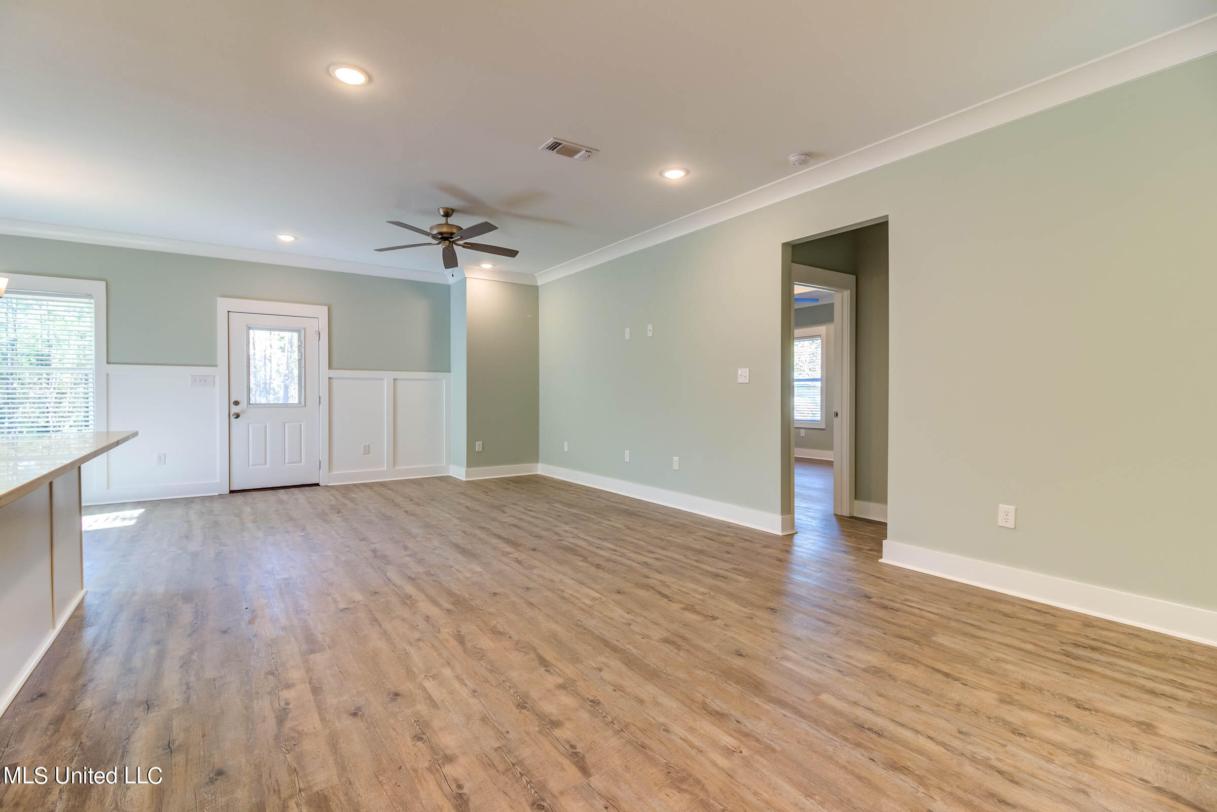 14055 Marie Road Gulfport, MS 39503 - Photo 5 of 47 14055 Marie Rd (8)
