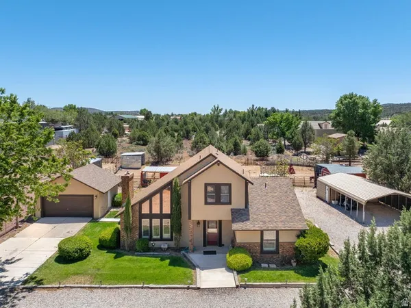 $595,000 | 1117 West Coyote Way, Dammeron Valley, UT 84783