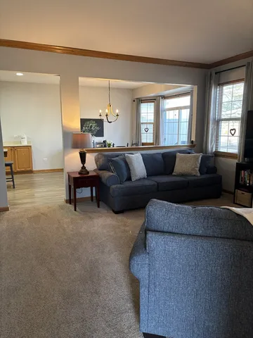 $324,900 | 16300 Crescent Lake Drive, Crest Hill, IL 60403