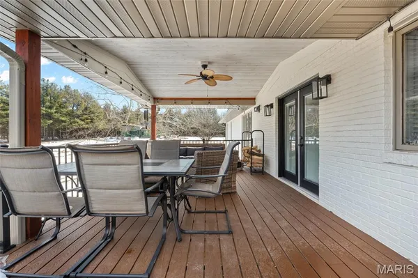 $540,000 | 2100 Marine Road, Highland, IL 62249