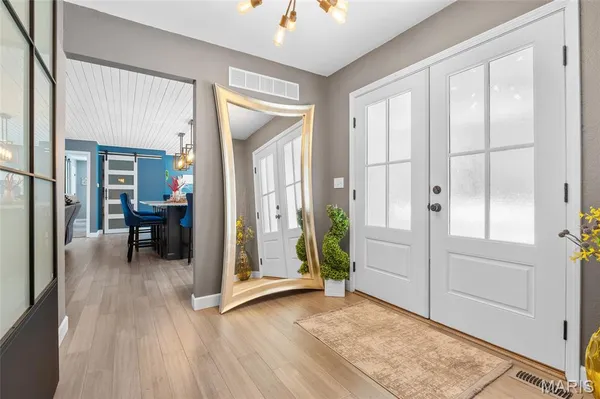 $540,000 | 2100 Marine Road, Highland, IL 62249