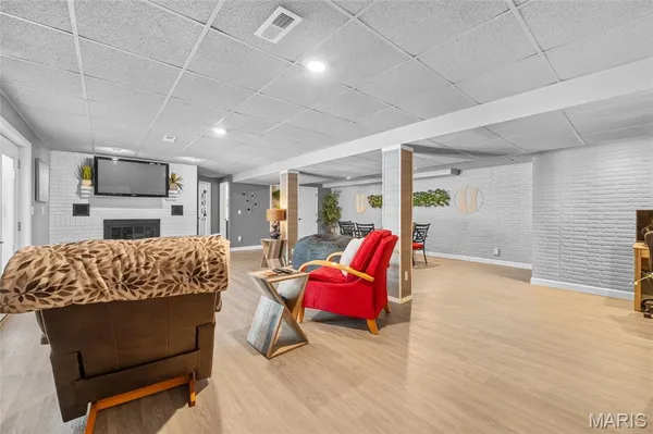 $540,000 | 2100 Marine Road, Highland, IL 62249