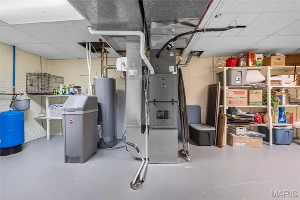 $540,000 | 2100 Marine Road, Highland, IL 62249