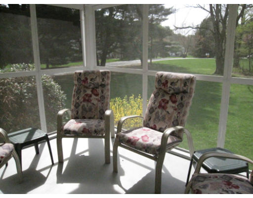 17 Wright Road Sudbury, MA 01776 - Photo 3 of 7