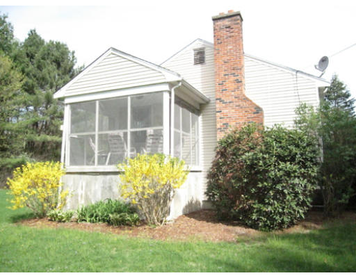 17 Wright Road Sudbury, MA 01776 - Photo 4 of 7