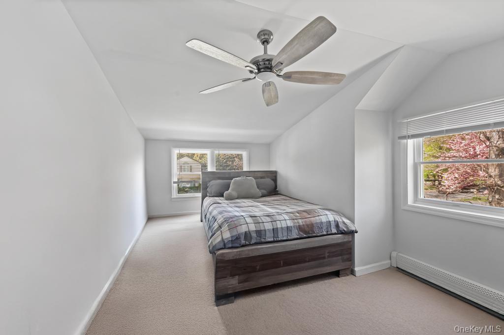 41 Babylon Street Mastic, NY 11950 - Photo 24 of 33