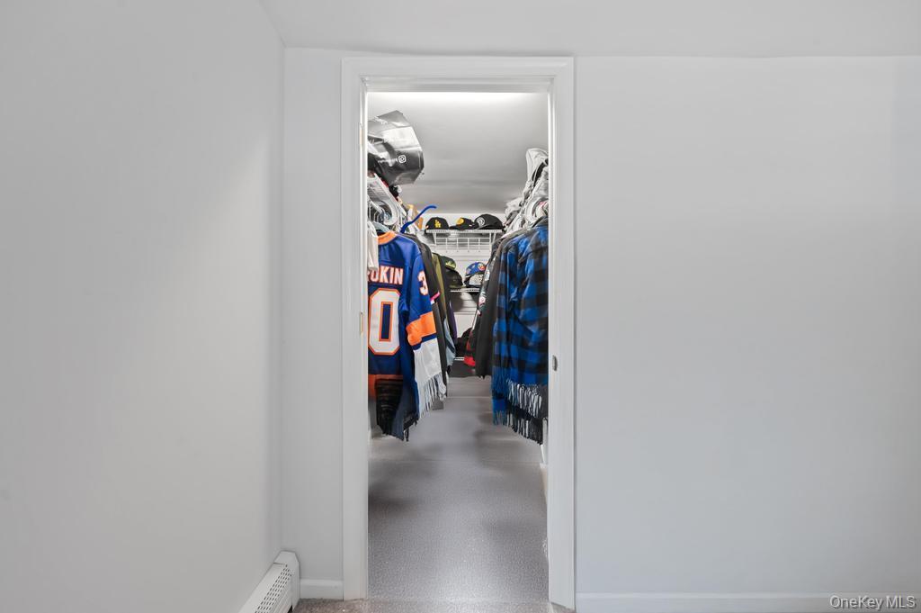 41 Babylon Street Mastic, NY 11950 - Photo 26 of 33