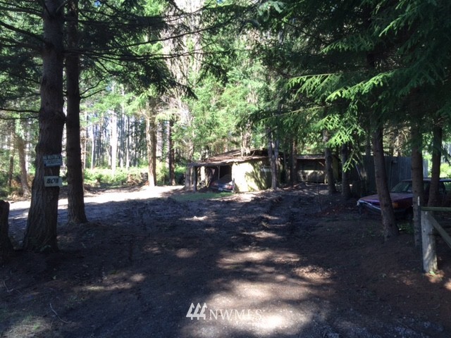801 Schwartz Road Nordland, WA 98358 - Photo 5 of 14 Gallery Image 5