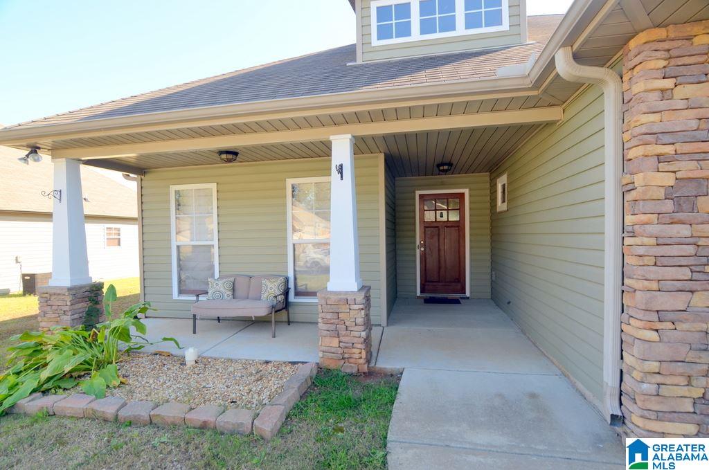 4886 Stonecreek Way Calera, AL 35040 - Photo 2 of 39