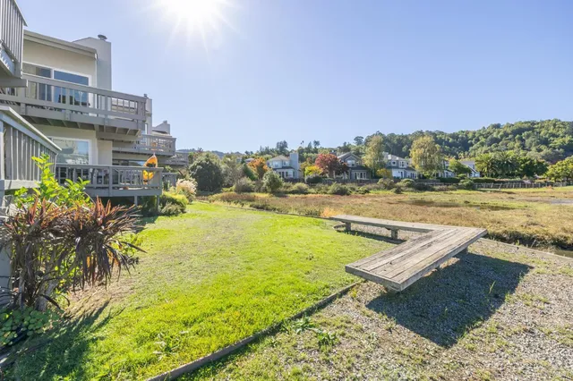 $595,000 | 505 Larkspur Plaza Drive, Unit 9, Larkspur, CA 94939