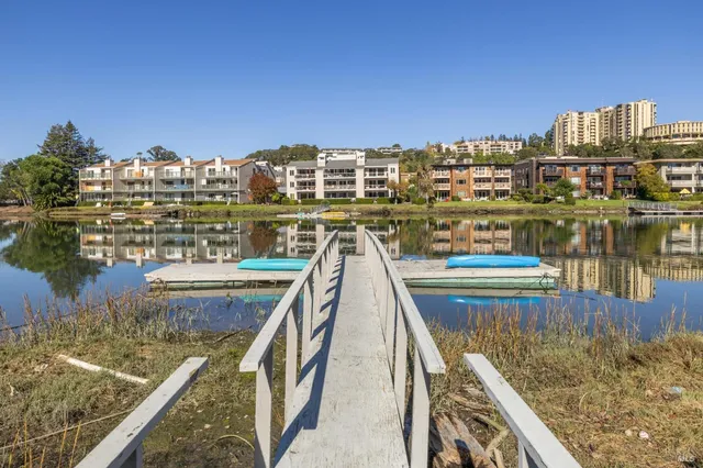 $595,000 | 505 Larkspur Plaza Drive, Unit 9, Larkspur, CA 94939