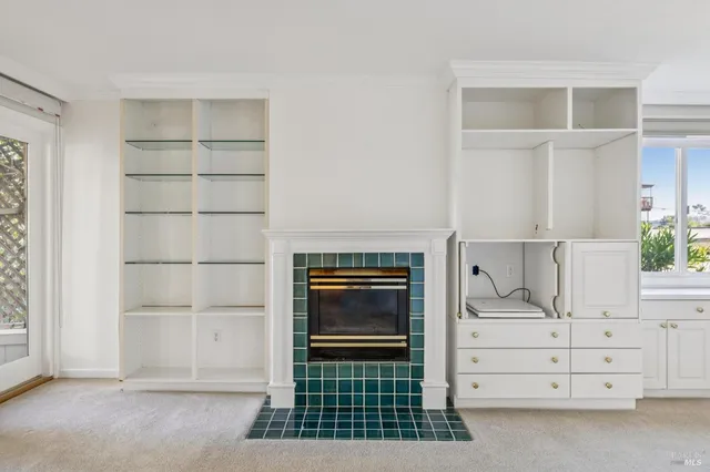 $595,000 | 505 Larkspur Plaza Drive, Unit 9, Larkspur, CA 94939