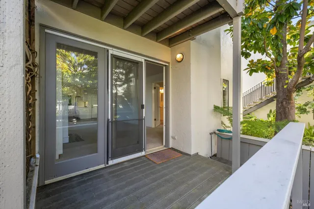 $595,000 | 505 Larkspur Plaza Drive, Unit 9, Larkspur, CA 94939